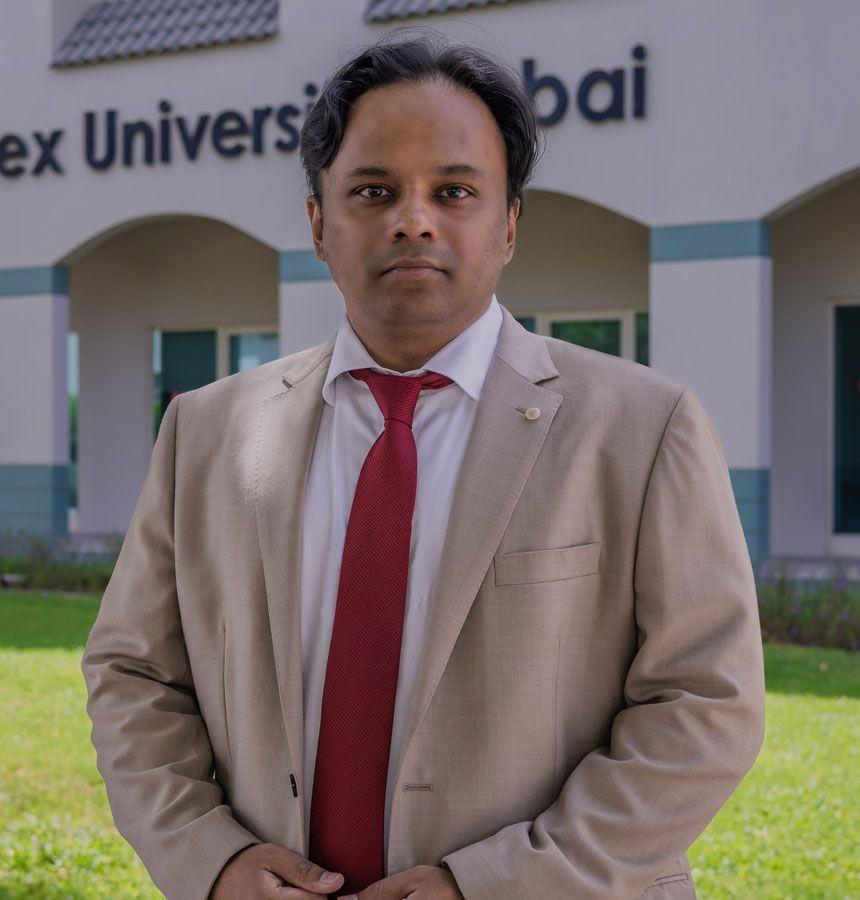 Dr Nishant Das